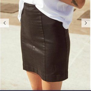 VETTA Leatherette Skirt NWT Size 2